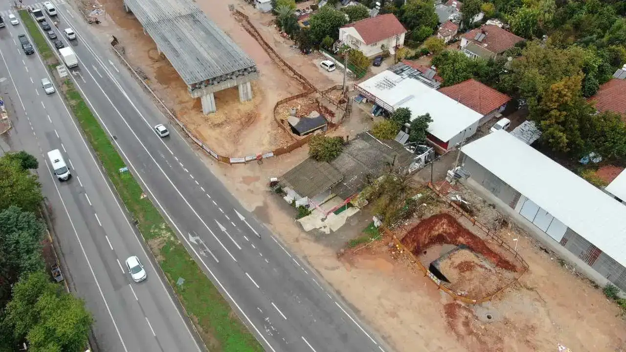 Antalya Trafiğini Rahatlatacak Kavşak Projesine Pideci Engeli! 2